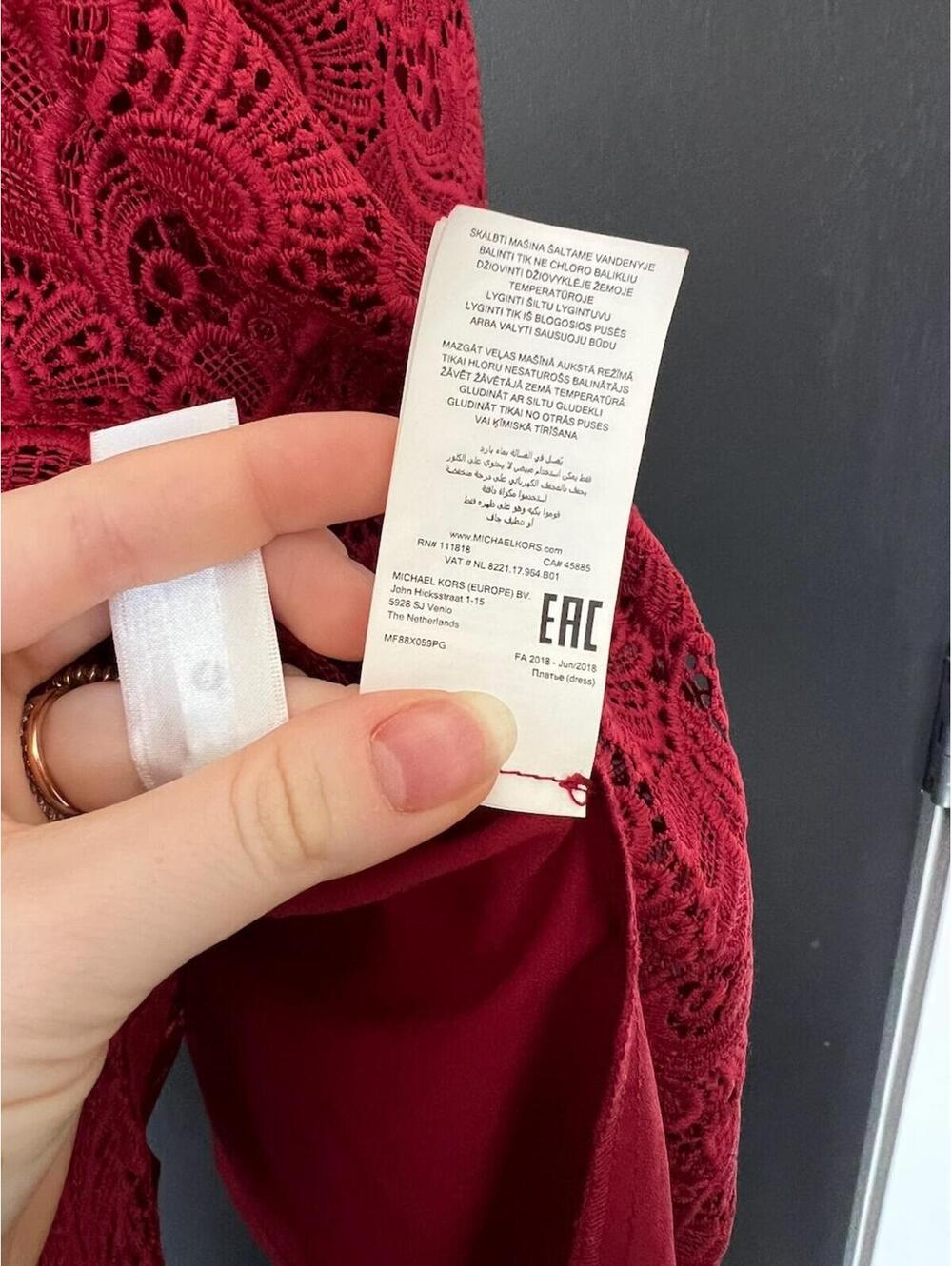 Michael Kors Burgundy Lace Flared-Sleeve Dress Size XS GREAT CONDITION - Picture 5 of 6
